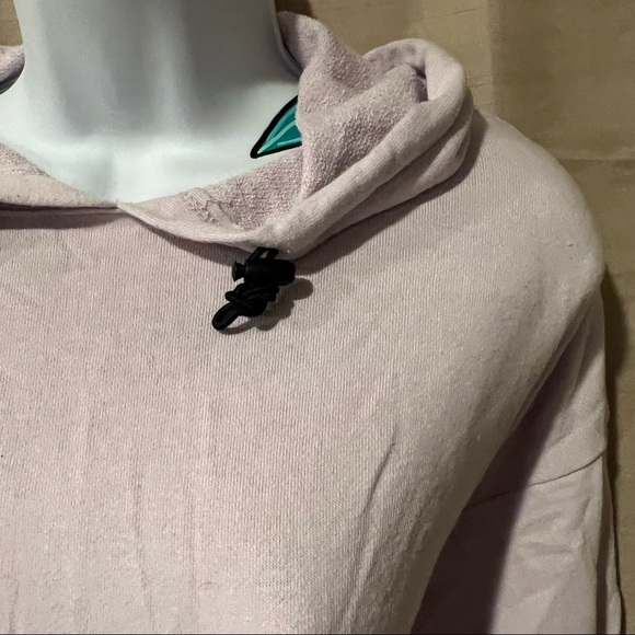 Wild Fable Lavender Purple Hooded Sweater with Fur Pocket - Picture 2 of 3